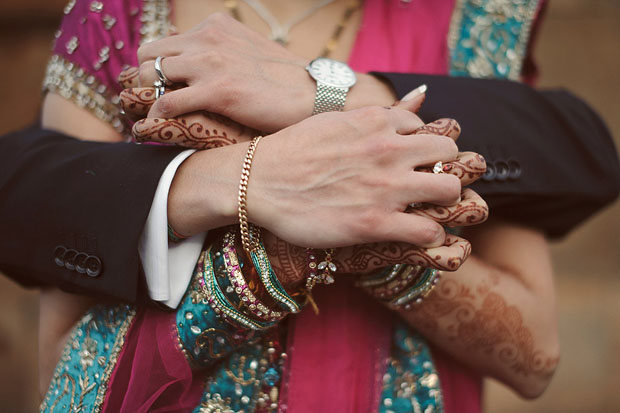 Real Wedding, DIY Wedding, Vintage Wedding, Wedding Photography, Quirky, Vintage, Retro, Boho, Boheme, 1920's, twenties, Creative, Red, white, blue, pink, green, orange, white wedding, bride and groom (5)